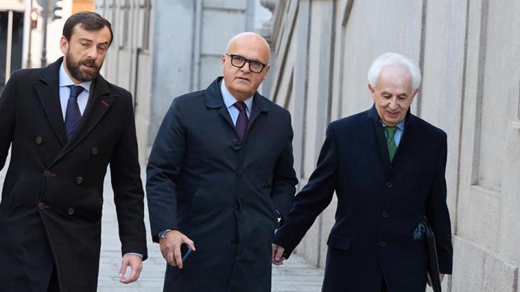 El senador del PP José Manuel Baltar a su llegada al Tribunal Supremo, a 13 de enero de 2025, en Madrid (España). El Tribunal Supremo (TS) juzga al senador del PP José Manuel Baltar por un presunto delito contra la seguridad vial, por conducir supuestamente