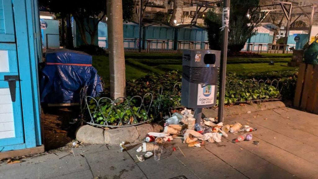 Alameda de Vigo durante el mercadillo de Navidad
