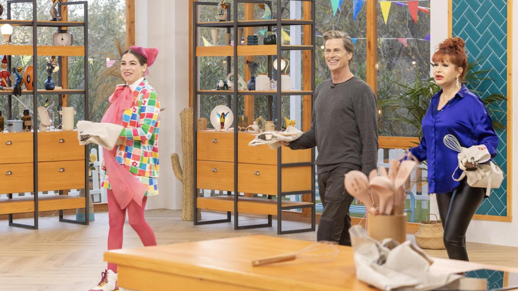 Cósima Ramírez, Mark Vanderloo y Yurena en ‘Bake Off: famosos al horno’.