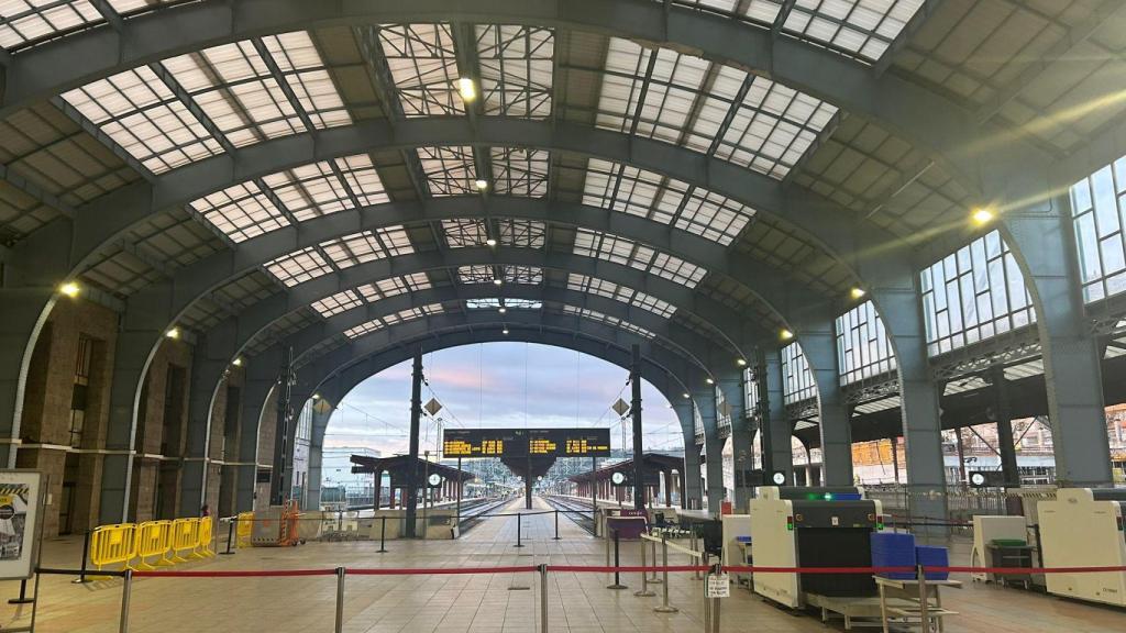 Estación de San Cristóbal sin servicio de trenes en diciembre de 2024.