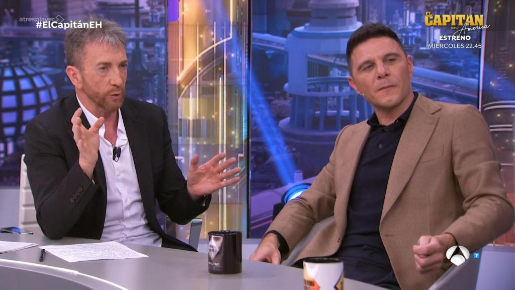 Pablo Motos y Joaquín en 'El Hormiguero'.