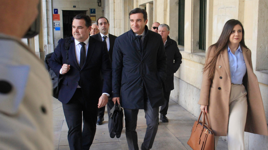 Al banquillo la cúpula directiva del Hércules por el ‘caso Abde’