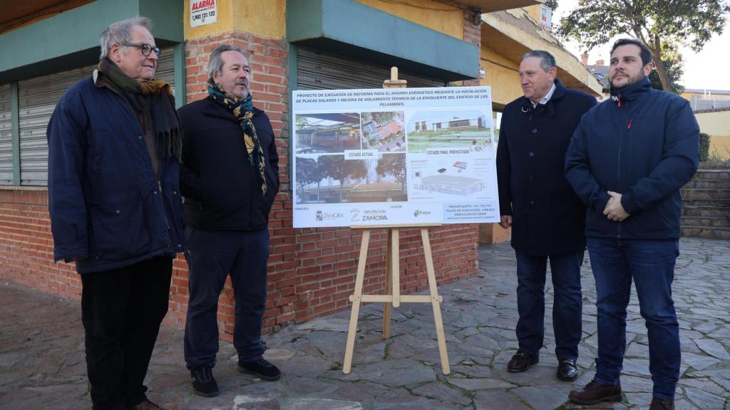 El alcalde de Zamora, Francisco Guarido; y el presidente de la Diputación Provincial, Javier Faúndez, en la presentación de las obras del merendero Los Pelambres