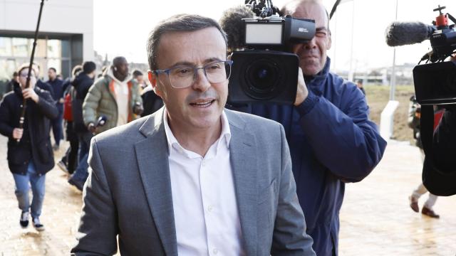 El presidente de la Diputación de Badajoz y secretario general del PSOE de Extremadura, Miguel Ángel Gallardo, a su salida de los juzgados de Badajoz.