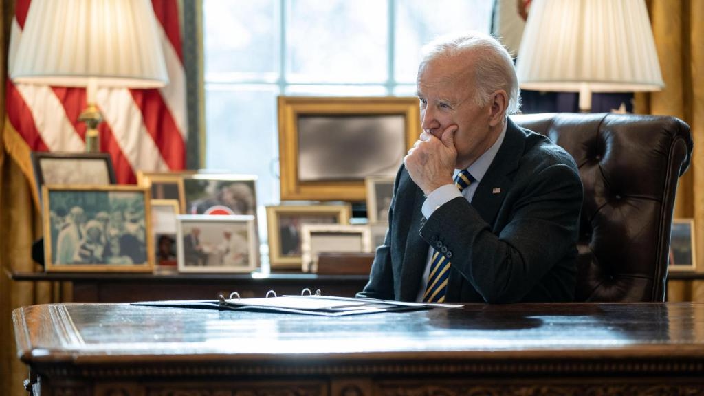 Este veto a los coches chinos será una de las últimas medidas de la administración Biden.