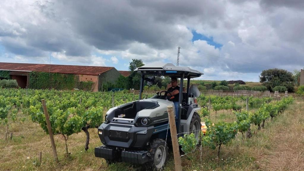 Imagen de archivo de un tractor