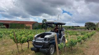 Imagen de archivo de un tractor