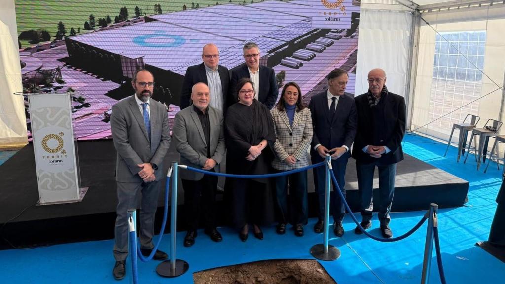 Acto de colocación de la primera piedra de la planta de Tebrio en Salamanca