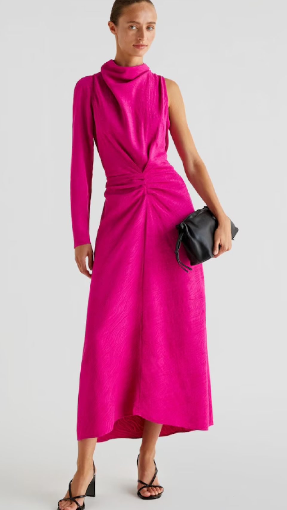El vestido de Scalpers que ha lucido Virginia Troconis.