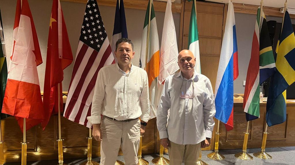 Los expertos y psicólogos Pepe Pérez (d.) y Félix Ruiz (i.).