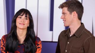 Aitana y Miguel Bernardeau en la 'premiere' de 'La última', en noviembre de 2022.