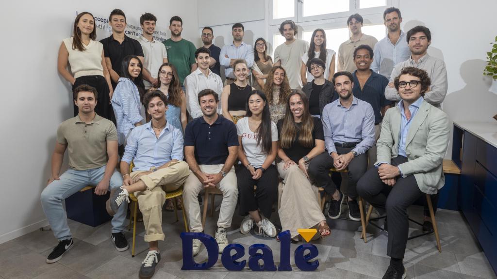 Equipo de Deale, la startup con sede en Barcelona que está poniendo el poder de los datos al servicio de las pymes, los inversores y los asesores para favorecer las operaciones de M&A.