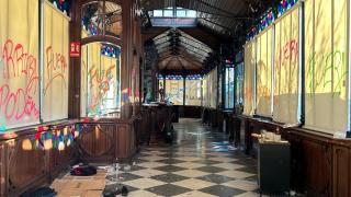 Guerra abierta entre el Ayuntamiento y el Café de El Espejo: