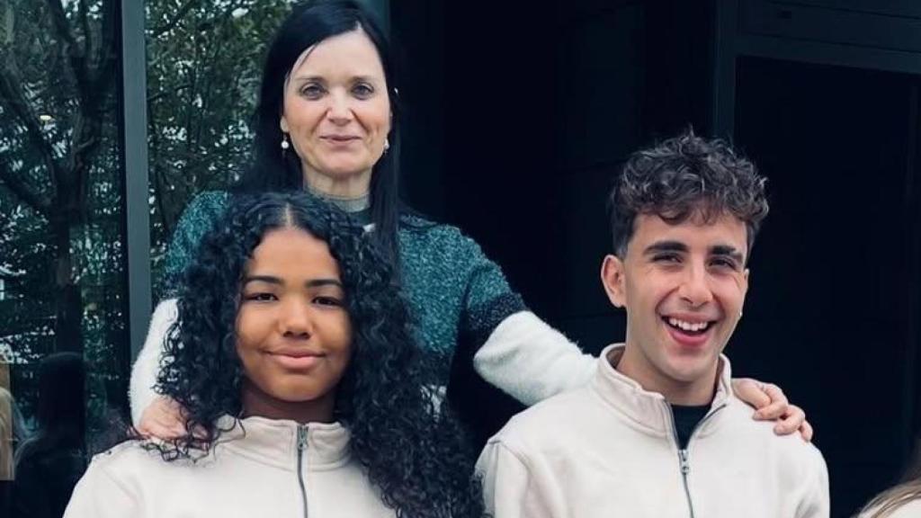 Brais Barrán y Luisanny Martínez  junto a su mentora Montse.