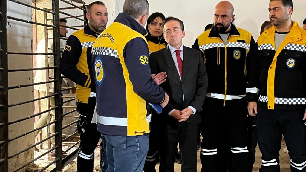 El ministro José Manuel Albares, este jueves durante su visita a la cárcel de Sednaya, en Siria.