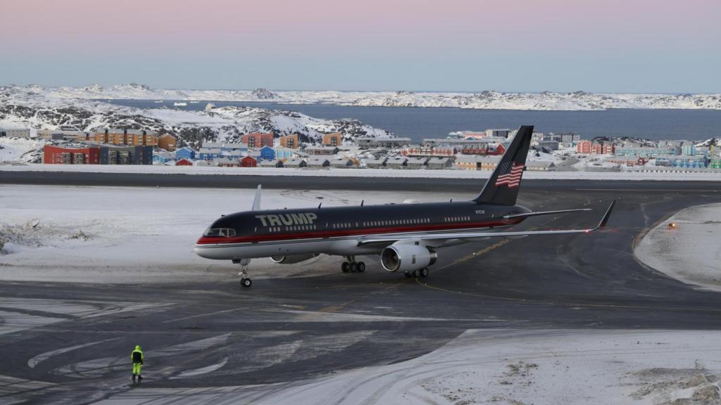 El avión de Trump en el aeropuerto de Groenlandia