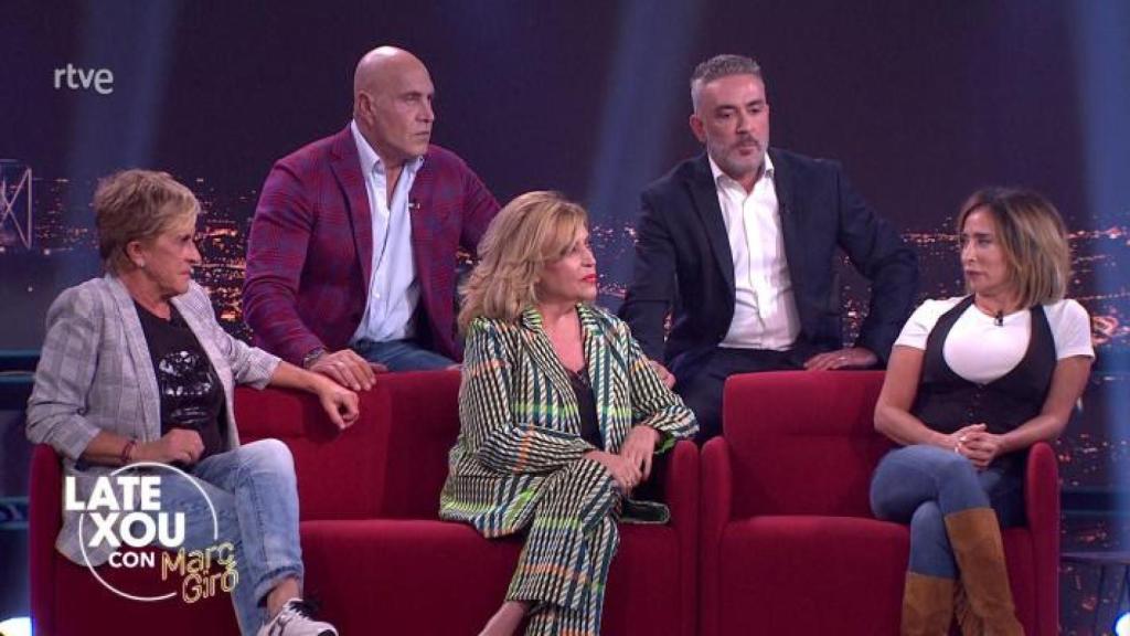 Chelo García Cortés, Kiko Matamoros, Lydia Lozano, Kiko Hernández y María Patiño visitaron 'Late Xou' para promocionar 'Sálvese quien pueda'.