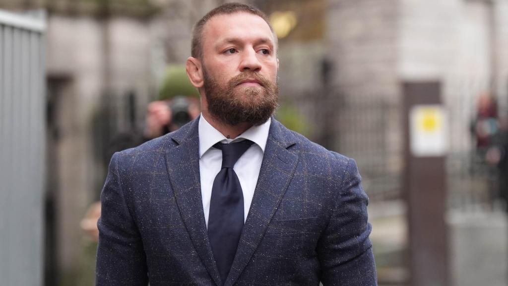 Conor McGregor, en el Tribunal Supremo de Dublín durante su juicio por violación