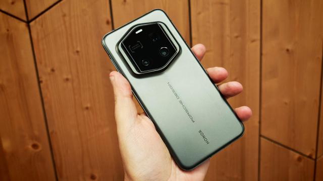 Honor Magic 7 RSR Porsche Design