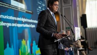 Óscar López, ministro para la Transformación Digital y de la Función Pública, interviene en una mesa sobre telecomunicaciones durante la XV Edición del Spain Investors Day (SID).