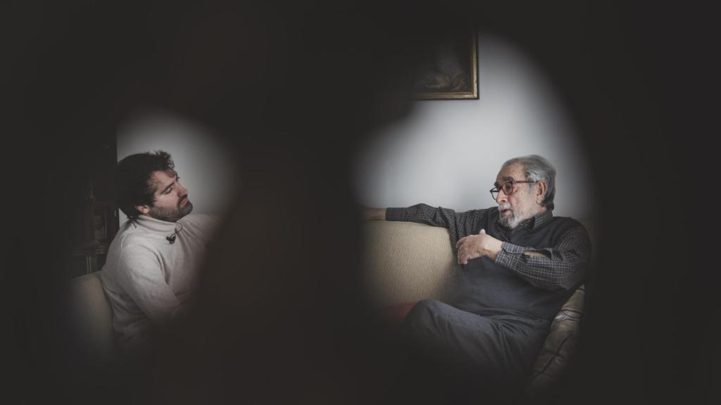 La entrevista fue celebrada en el mismo salón donde se encuentra el piano de Gerardo Diego.