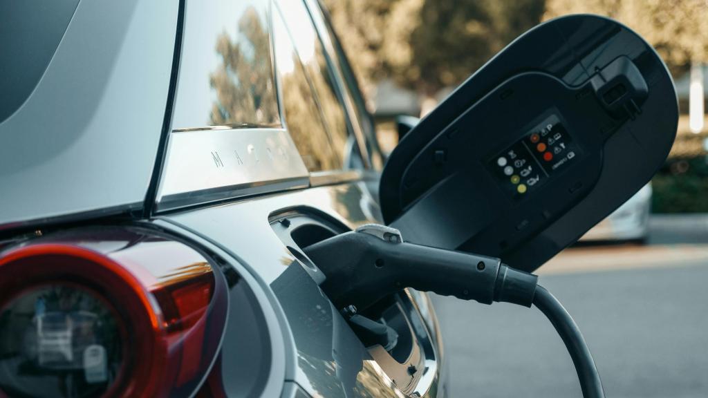 Un coche eléctrico.