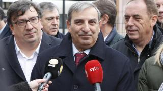 El consejero de Movilidad y Transformación Digital, José Luis Sanz Merino, visita el puente del río Morón de Almazán tras la finalización de las obras de emergencia