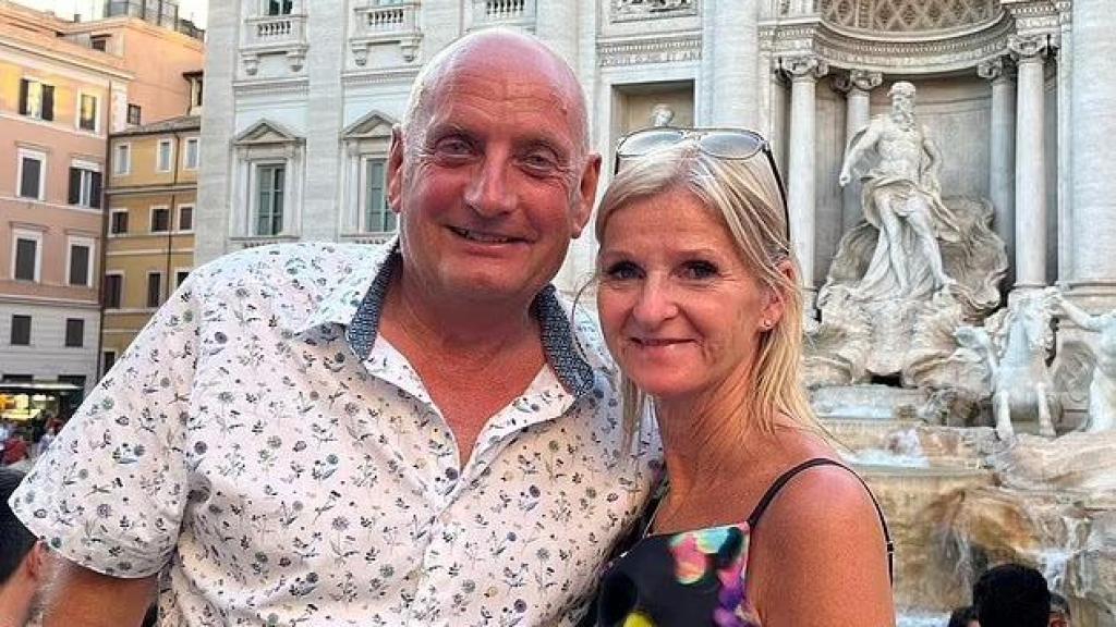 Malcolm Ledgar con su mujer en Roma.