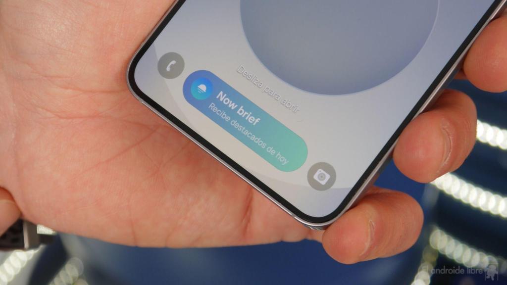 Now Bar en los Samsung Galaxy S25 Series