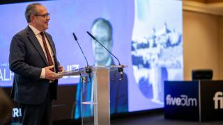 El consejero Juan Alfonso Ruiz Molina presenta en Toledo el proyecto FiveCLM.