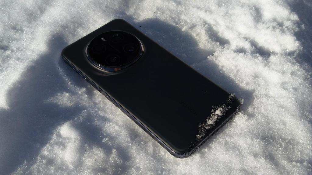 El Honor Magic7 Pro en la nieve