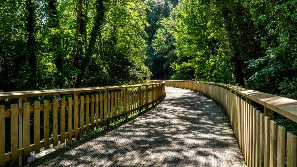 Oleiros (A Coruña) tiene cuatro senderos azules europeos con los paseos fluviales de Iñás y Nós