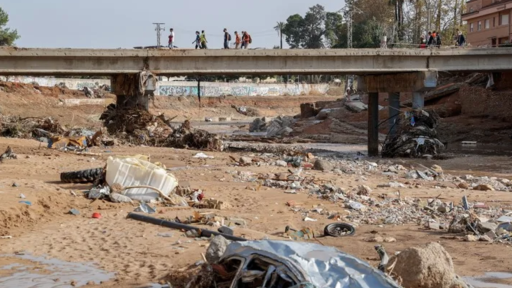 Vistas del barranco del Poyo, en Paiporta, tras la riada del 29 de octubre. Efe / Manuel Bruque