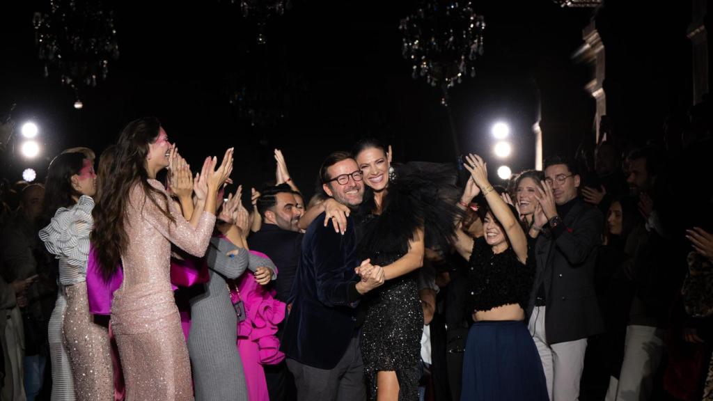 Imagen del cierre de la última jornada de We Love Flamenco, con Javier Villa y Laura Sánchez, cofundadores del evento.