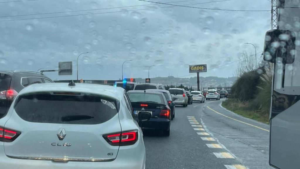 Retenciones esta mañana en Alfonso Molina.