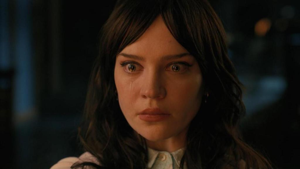 Sophie Thatcher en 'La acompañante'