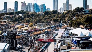 Momento de la salida de la prueba masculina en el ciclocross de Benidorm.