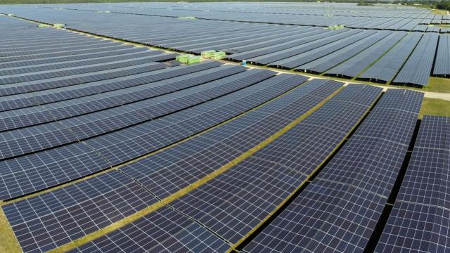 Una planta de energía solar fotovoltaica.