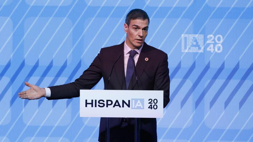 El presidente del Gobierno, Pedro Sánchez, durante su intervención en la jornada 'HispanIA 2040', este lunes.