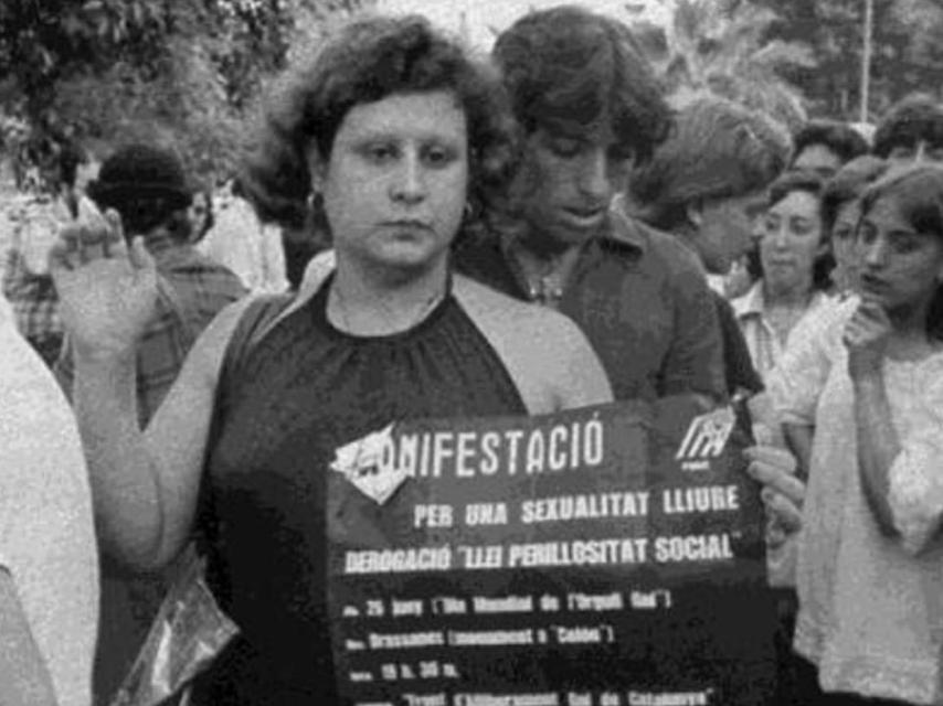 Trini Falcés en una imagen de una manifestación LGTB en Barcelona en los años setenta.