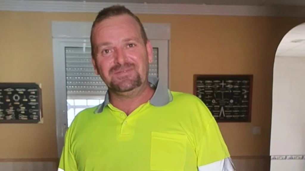 El operario fallecido en Benetússer, Antonio José Torres Paredes, en una foto cedida por la familia.