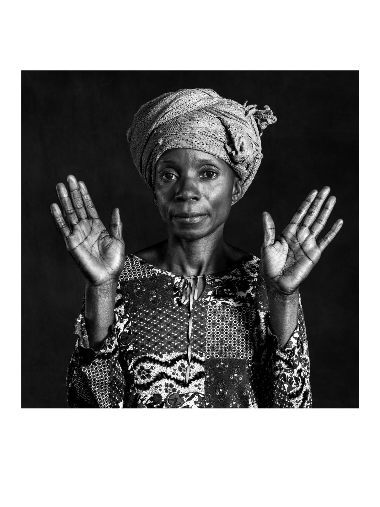 Retrato de la exposición de Isabel Muñoz, mujeres del Congo