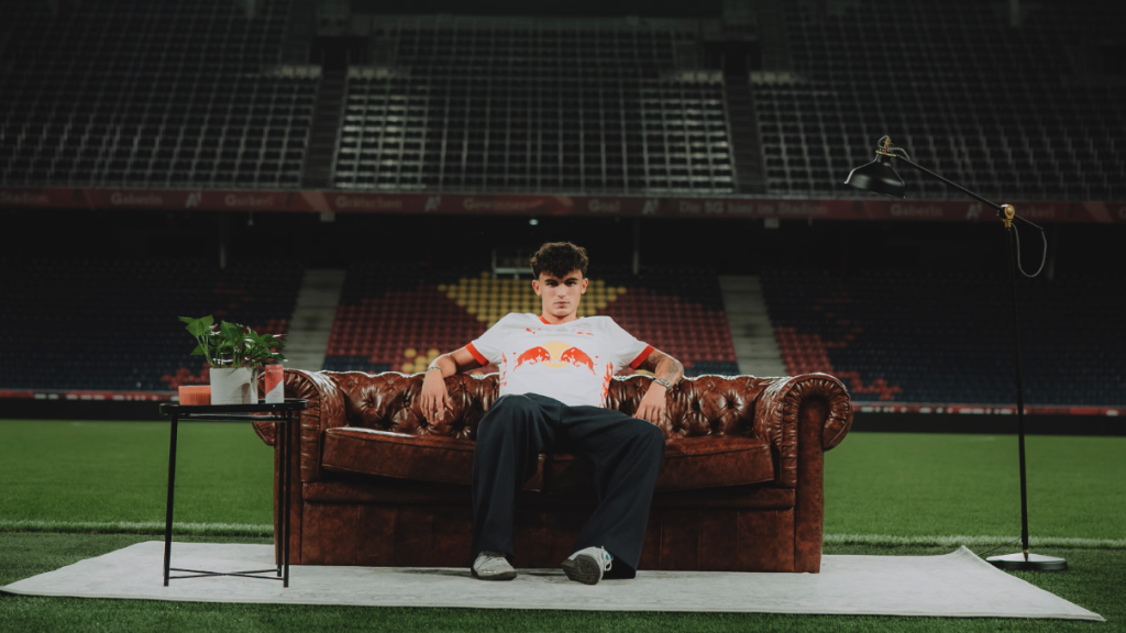 Stefan Bajcetic, en el Red Bull Arena de Salzburgo