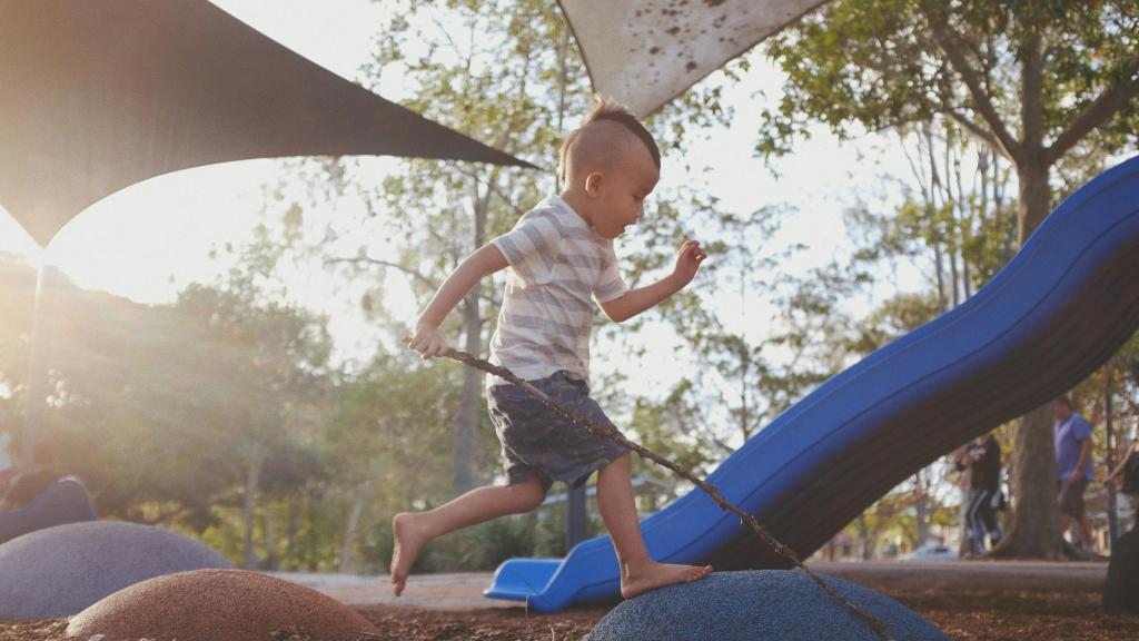 Un niño corriendo, en una imagen de archivo.