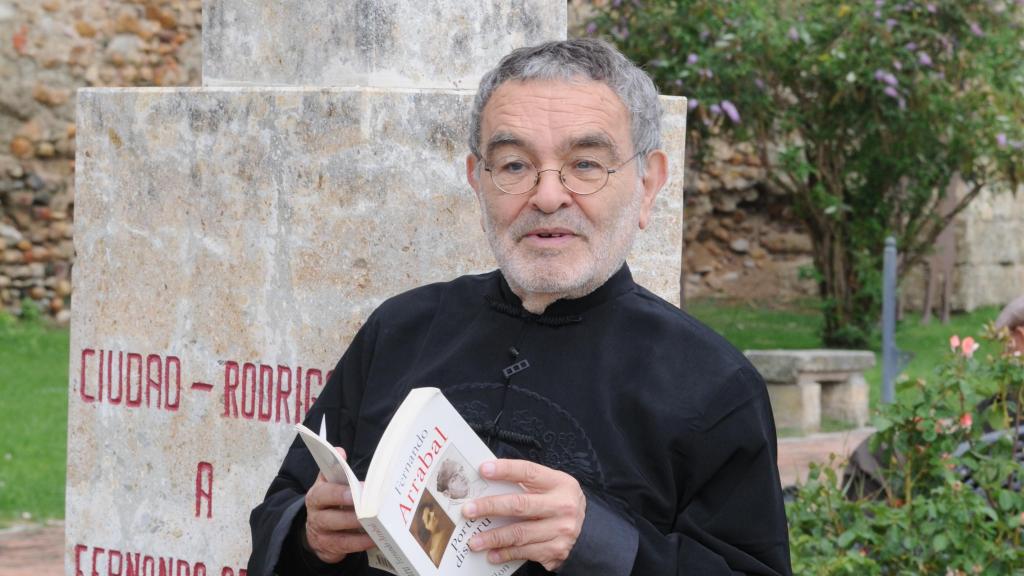 El dramaturgo y poeta mirobrigense Fernando Arrabal