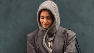 María García de Jaime luciendo una balaclava.