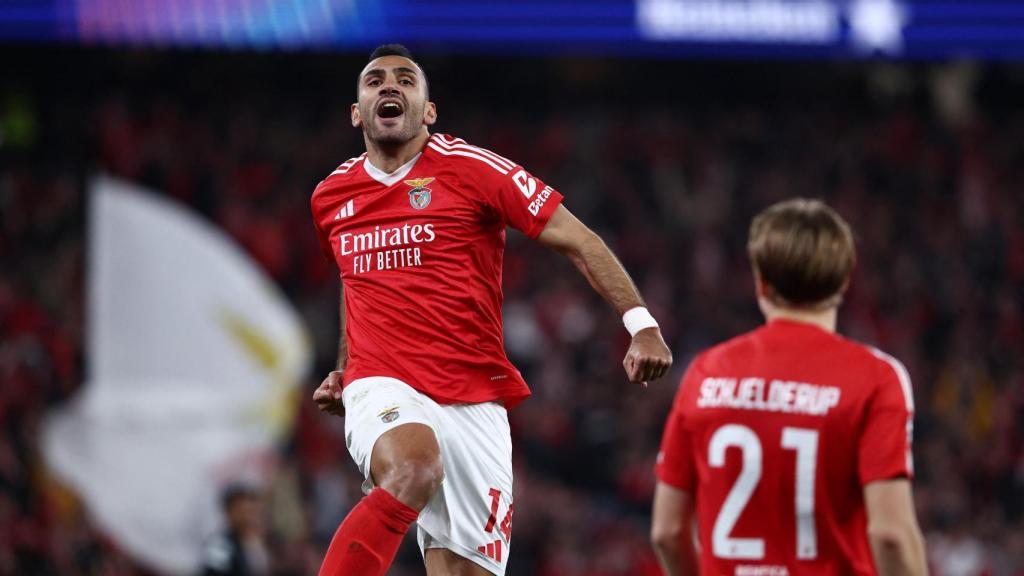 Pavlidis celebra su gol ante el Barcelona.