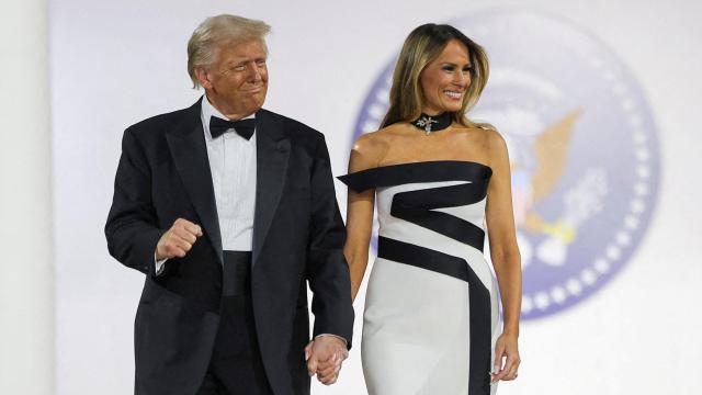 Donald y Melania Trump, en el baile en honor al nuevo presidente de Estados Unidos.