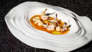 El restaurante favorito de los españoles en Valencia está en este barrio de moda y tiene tres Soles Repsol