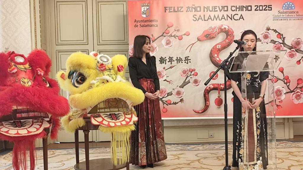Una representante de  la plataforma cultural hispano-china Hispana